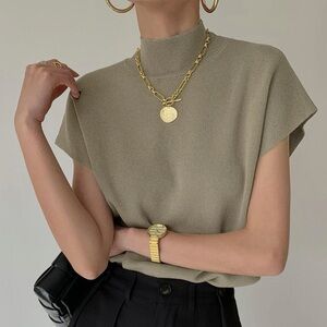 High neck transition sweater